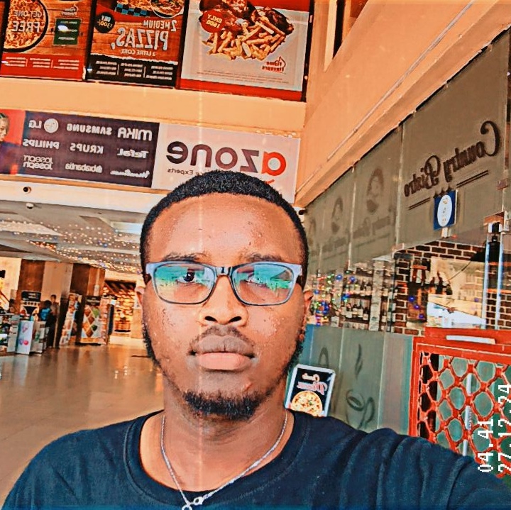 Derrick Nyangabi, team member